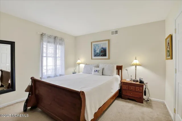 $639,900 | 10 Sunningdale Court, Jackson, NJ 08527