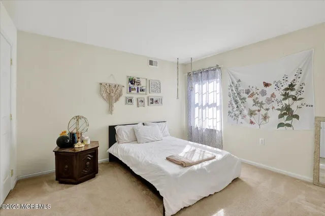 $639,900 | 10 Sunningdale Court, Jackson, NJ 08527