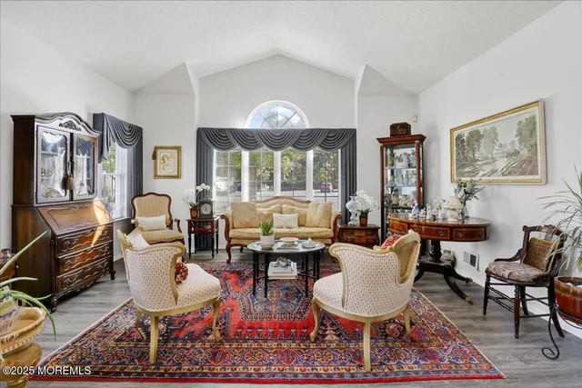 $639,900 | 10 Sunningdale Court, Jackson, NJ 08527