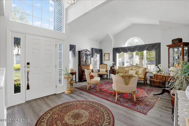 $639,900 | 10 Sunningdale Court, Jackson, NJ 08527