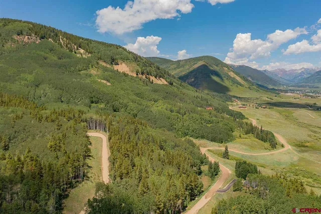 $750,000 | 811 Hidden Mine Road, Crested Butte, CO 81224