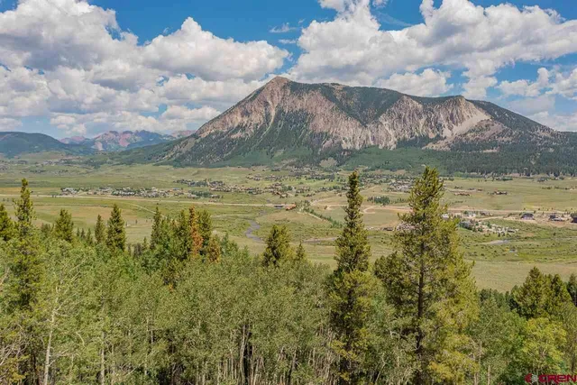$750,000 | 811 Hidden Mine Road, Crested Butte, CO 81224