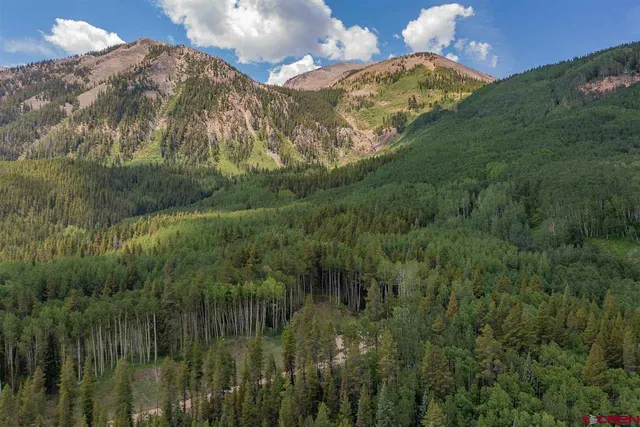 $750,000 | 811 Hidden Mine Road, Crested Butte, CO 81224
