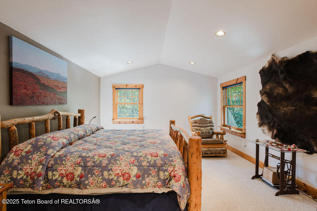 7650 Porcupine Creek Road Jackson, WY 83001 - Photo 13 of 28 PorcupineSept2025-20