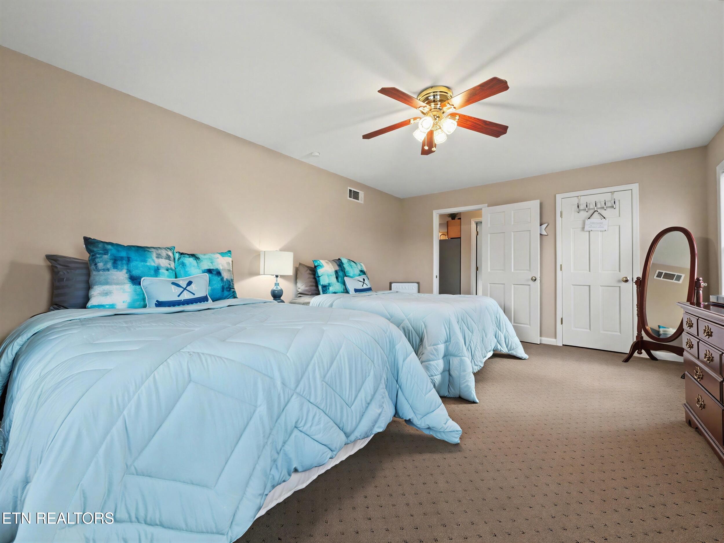 1447 Cove Pointe Road La Follette, TN 37766 - Photo 18 of 48 13_21