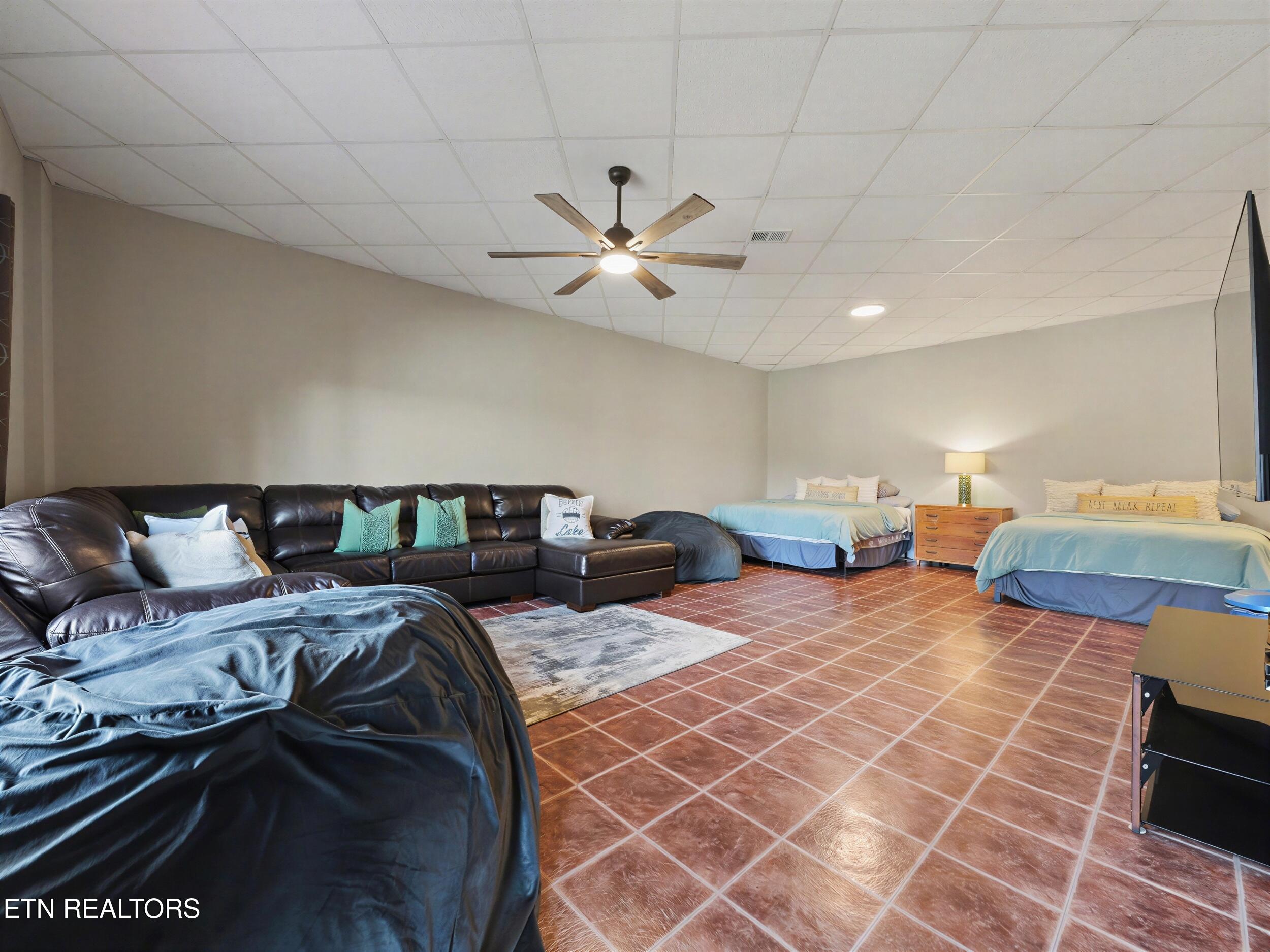 1447 Cove Pointe Road La Follette, TN 37766 - Photo 27 of 48 22_41