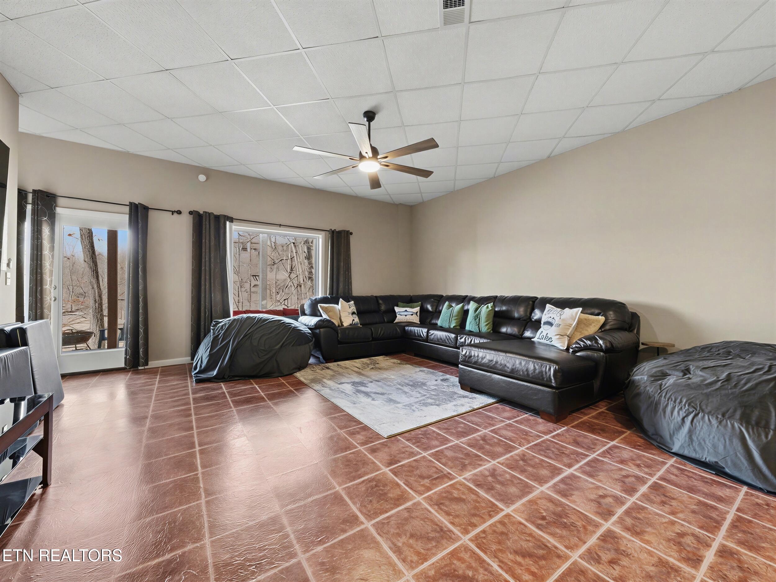 1447 Cove Pointe Road La Follette, TN 37766 - Photo 28 of 48 23_42