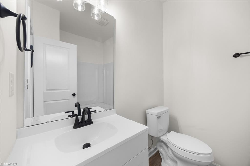537 Flint Avenue High Point, NC 27260 - Photo 9 of 13 Gallery Image 9