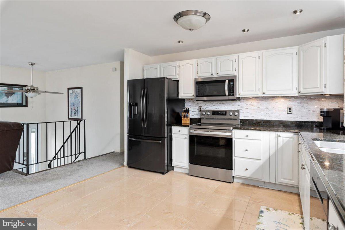 1425 Evergreen Road Severn, MD 21144 - Photo 7 of 36