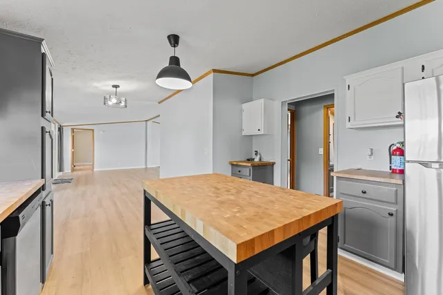 $274,900 | W5685 County Road O, Endeavor, WI 53930