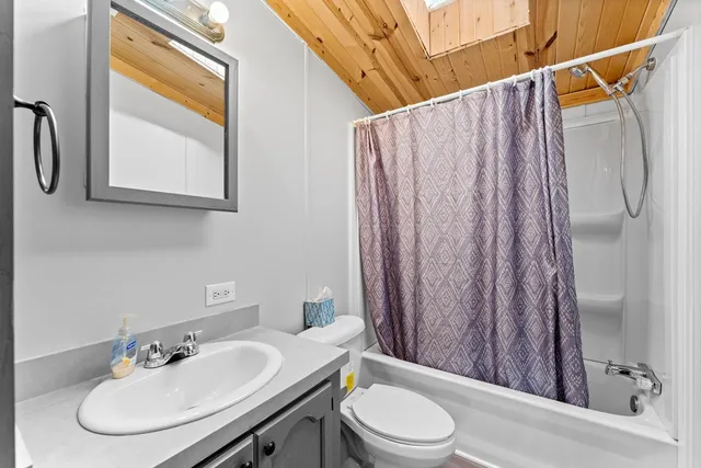 $274,900 | W5685 County Road O, Endeavor, WI 53930