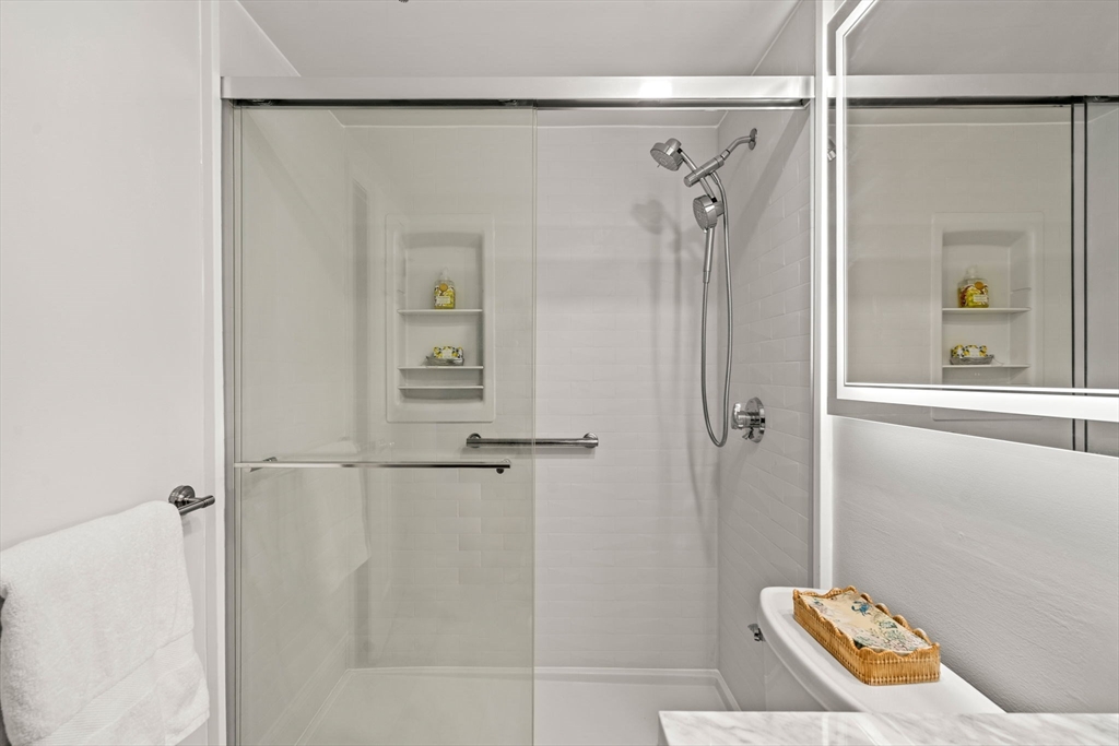 15 North Beacon Street, Unit 910 Boston, MA 02134 - Photo 16 of 28