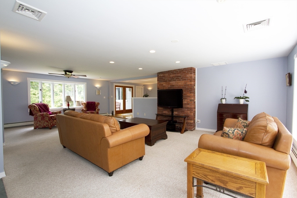 4 Johns Avenue Middleton, MA 01949 - Photo 21 of 36