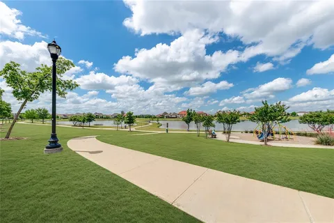 $1,475,000 | 984 Thoroughbred Avenue, Frisco, TX 75036