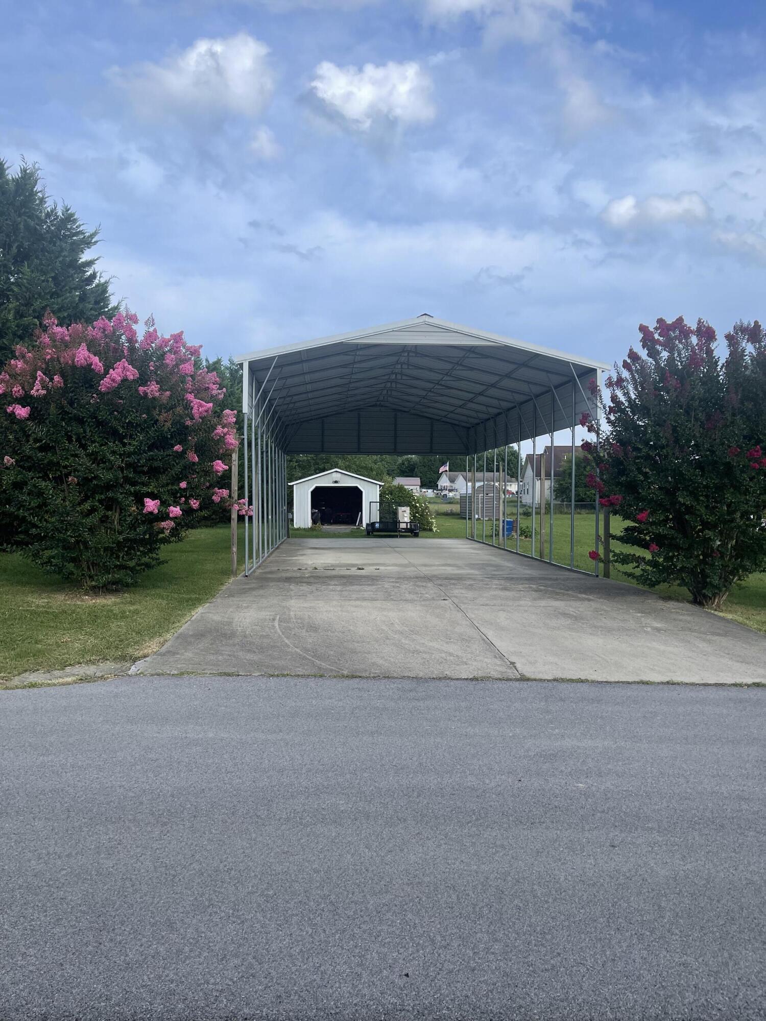 1754 Laurel River Road London, KY 40744 - Photo 11 of 30 B1C91765-A33C-4250-8D45-AADFD24D3DA3