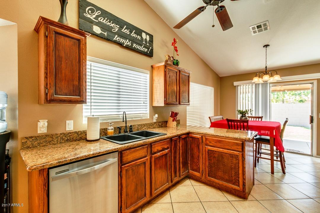 726 South Riata Street Gilbert, AZ 85296 - Photo 12 of 42 12-Riata