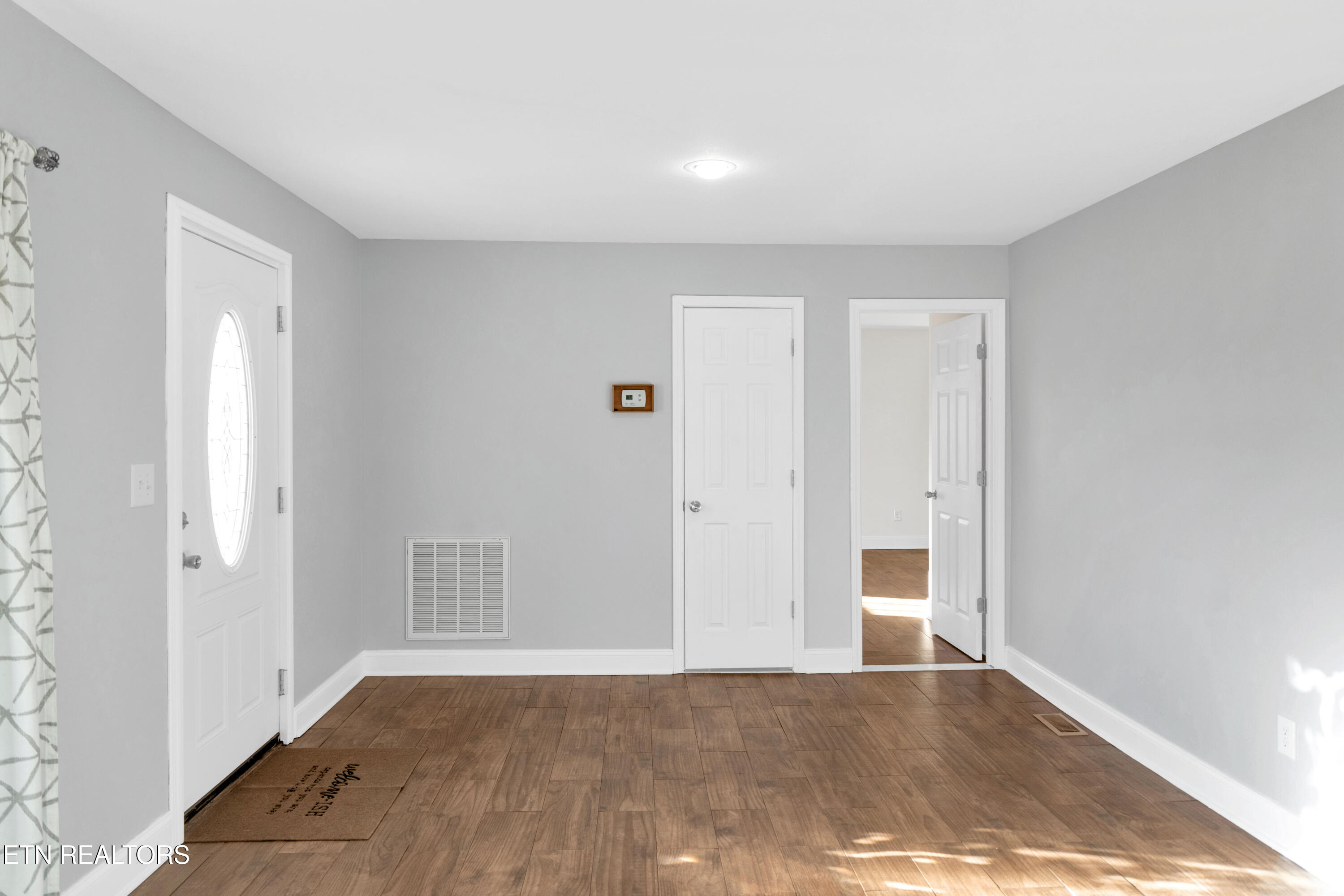 1510 Middlesettlements Road Maryville, TN 37801 - Photo 2 of 19 4M6A5411