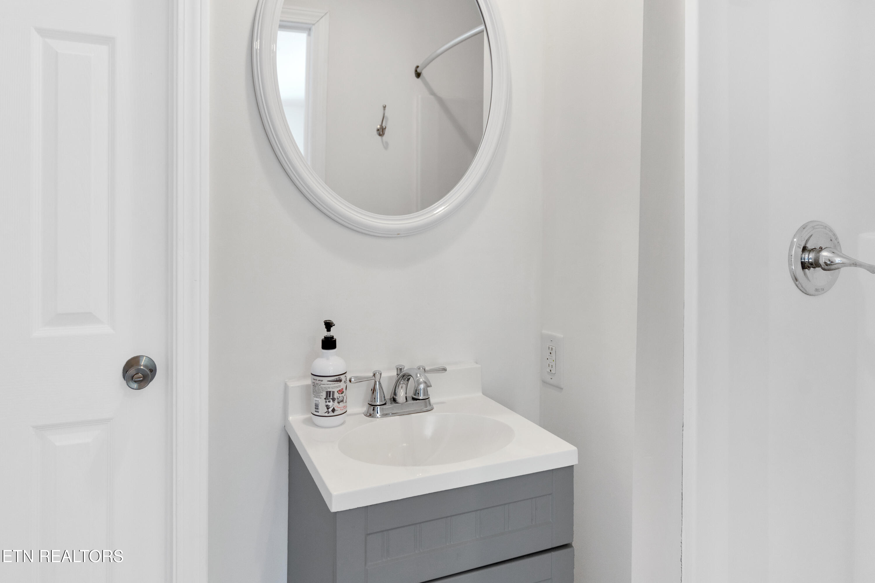 1510 Middlesettlements Road Maryville, TN 37801 - Photo 9 of 19 4M6A5416