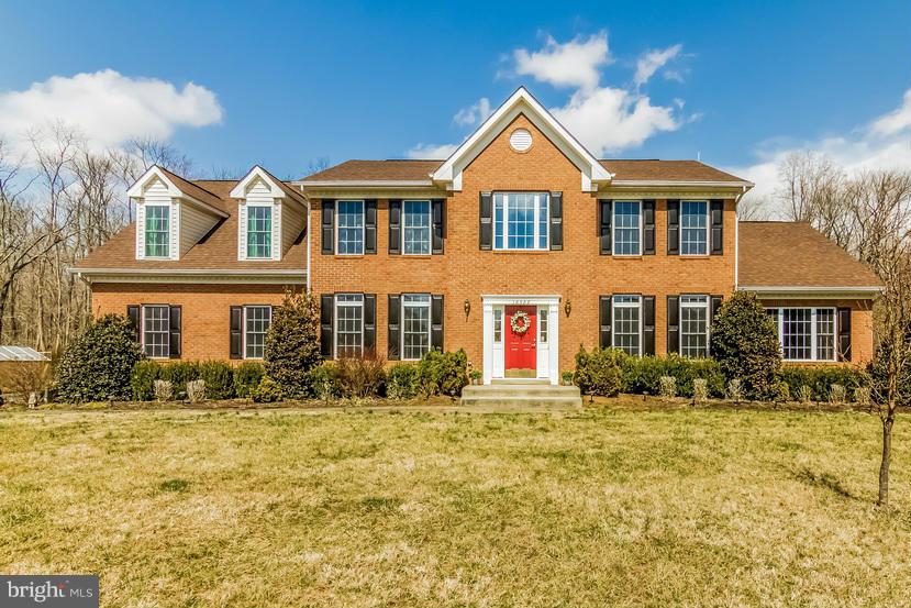 16522 Gaines Road Broad Run, VA 20137 - Photo 2 of 30 Exterior (Front)