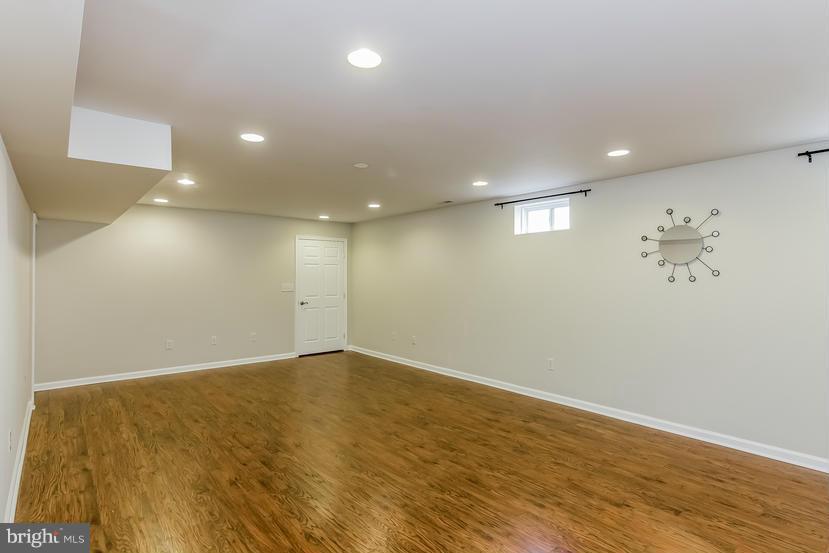 16522 Gaines Road Broad Run, VA 20137 - Photo 24 of 30 Basement
