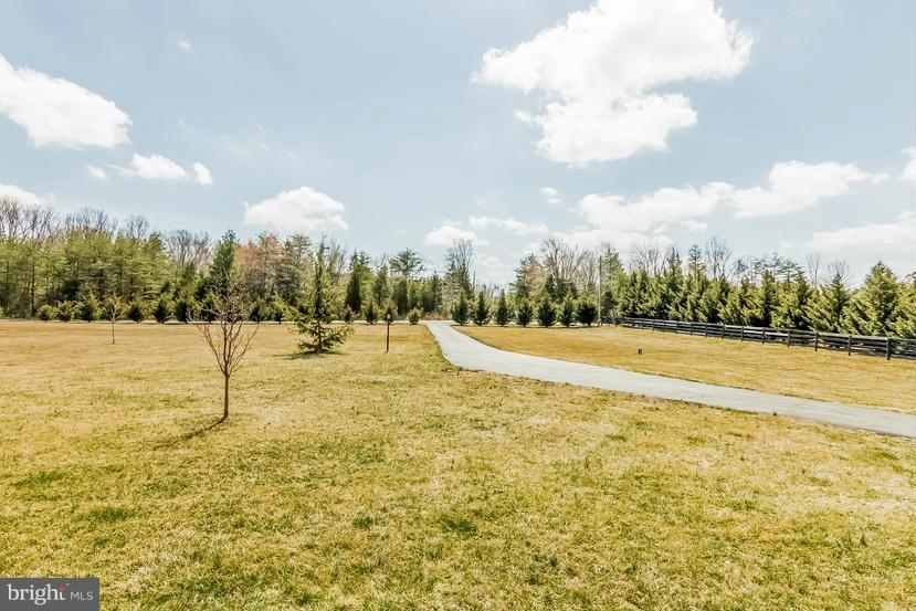 16522 Gaines Road Broad Run, VA 20137 - Photo 27 of 30 View