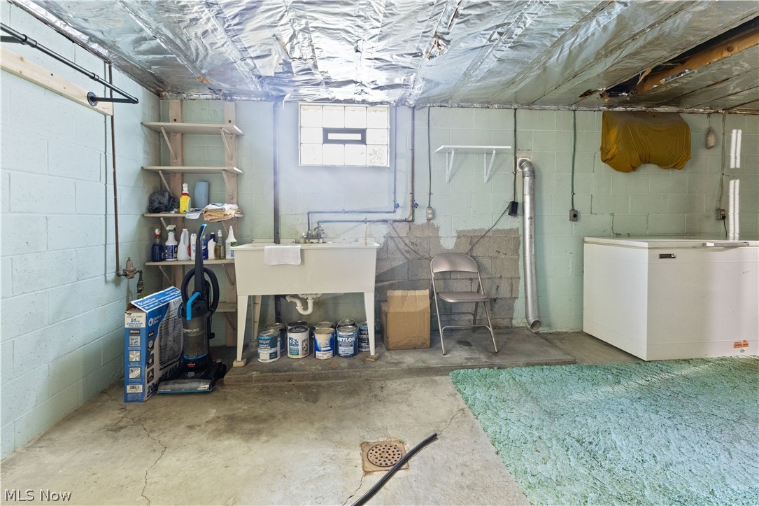 2082 Wylie Ridge Road Weirton, WV 26062 - Photo 27 of 35 Gallery Image 27