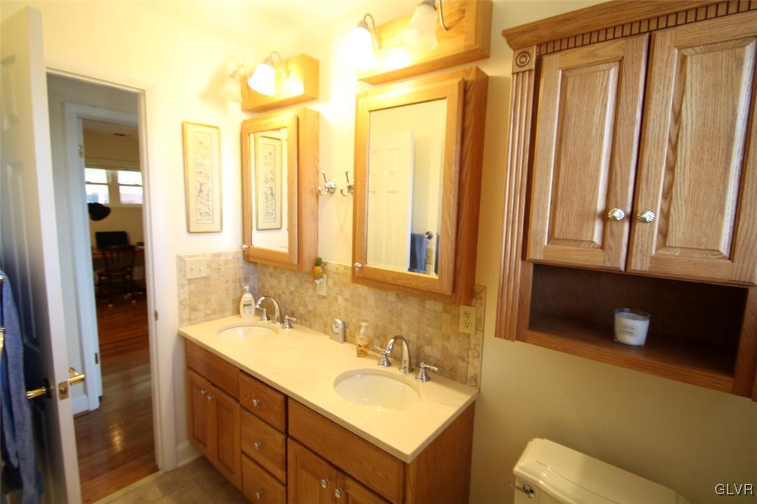 844 Elm Road Hellertown, PA 18055 - Photo 22 of 32 Gallery Image 22