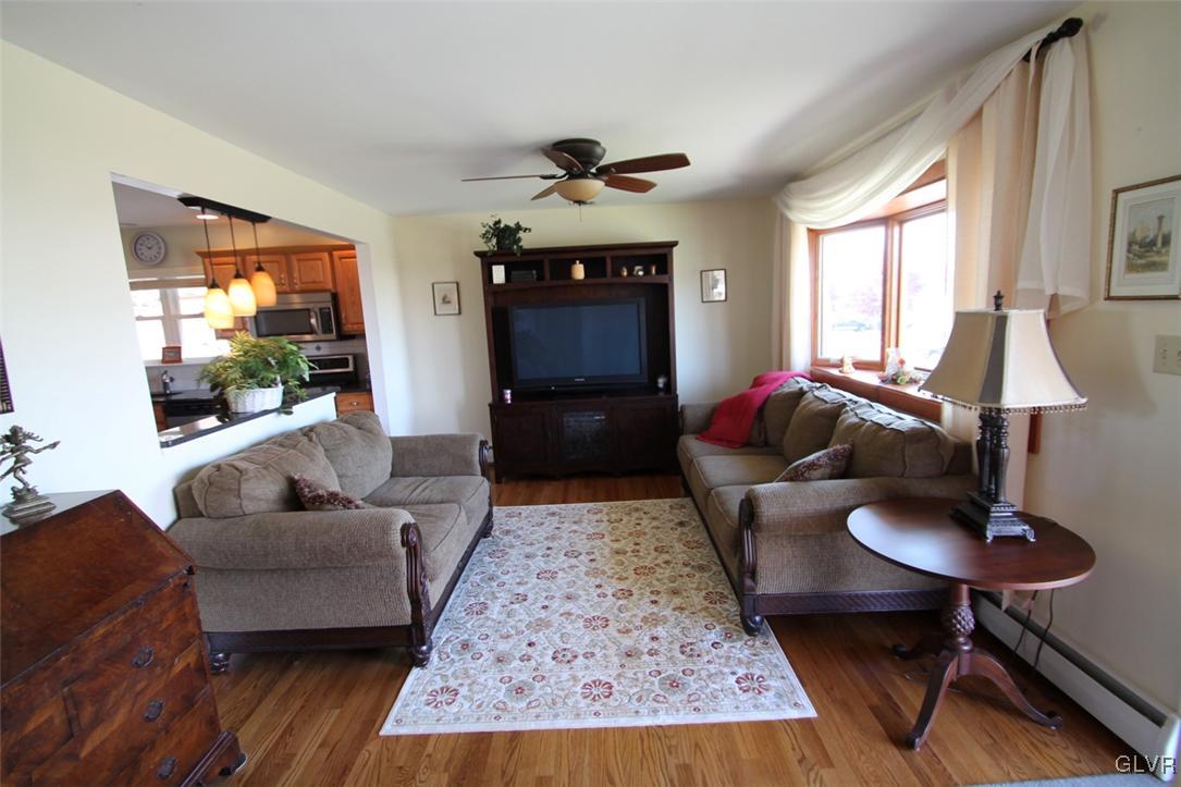844 Elm Road Hellertown, PA 18055 - Photo 6 of 32 Gallery Image 6