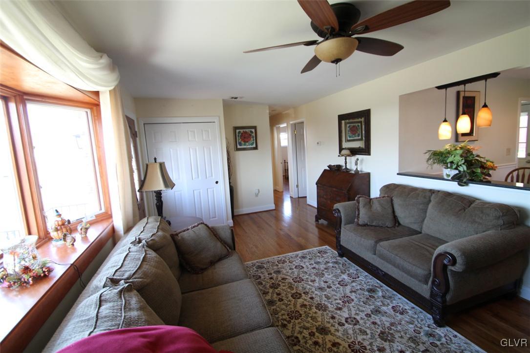 844 Elm Road Hellertown, PA 18055 - Photo 9 of 32 Gallery Image 9