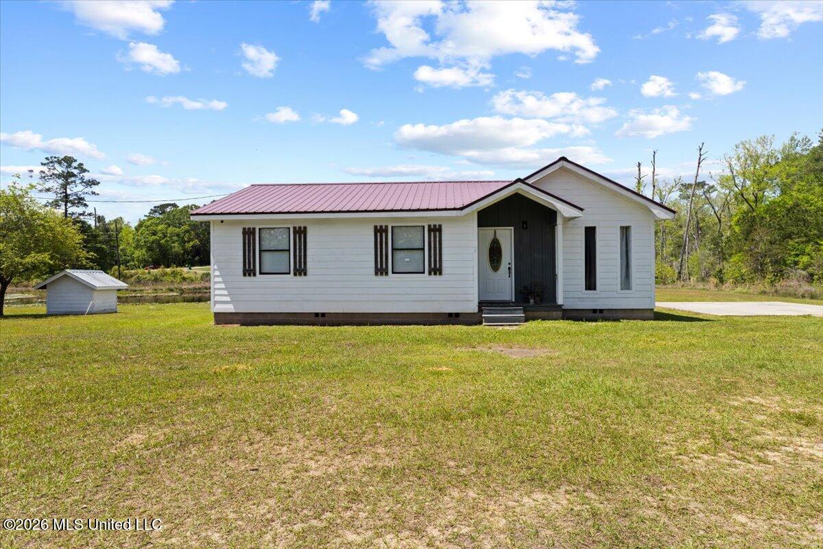113 Clyde Pipkins Road Lucedale, MS 39452 - Photo 2 of 31 02-HJ0A8257