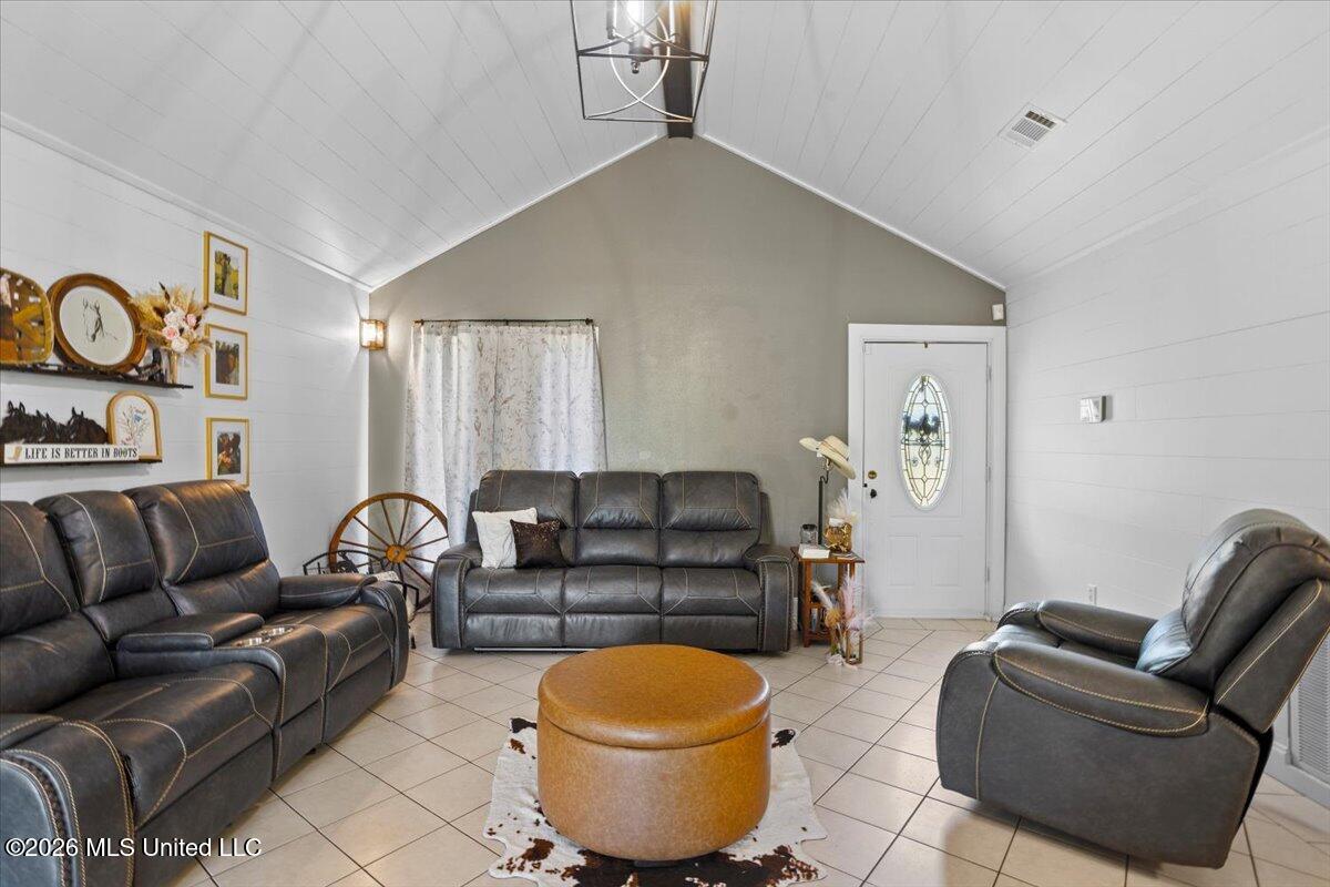 113 Clyde Pipkins Road Lucedale, MS 39452 - Photo 6 of 31 06-HJ0A8269