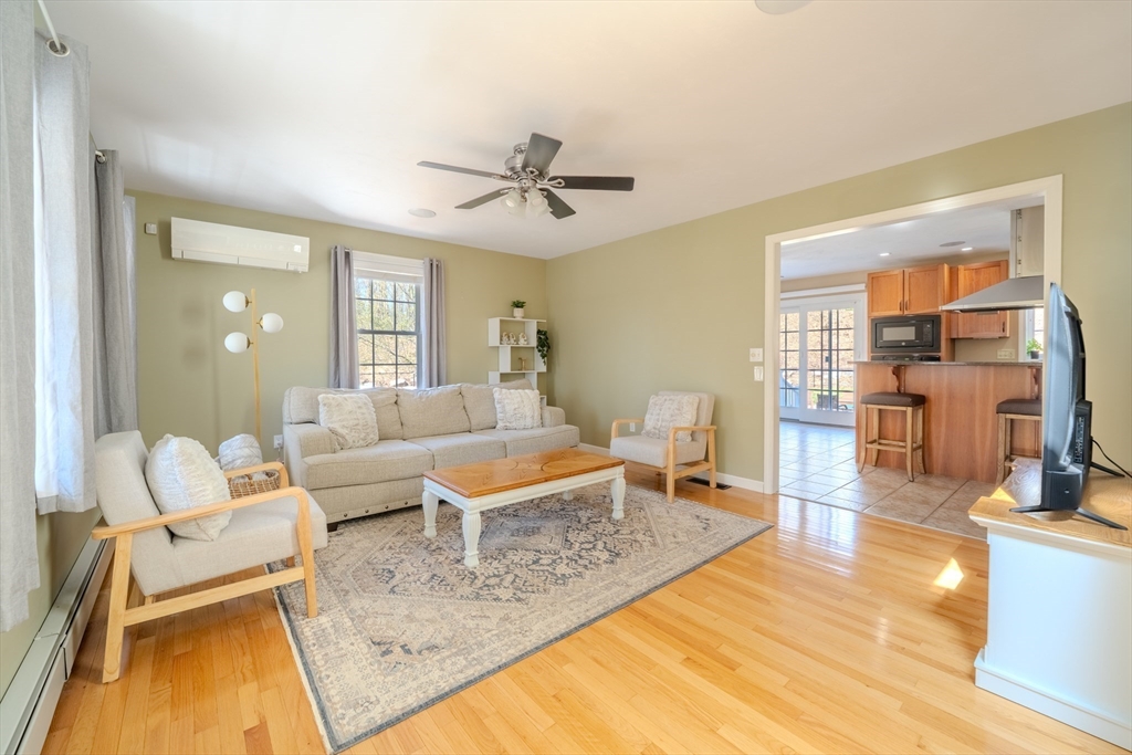 7 R Oxbow Road Oxford, MA 01537 - Photo 17 of 42