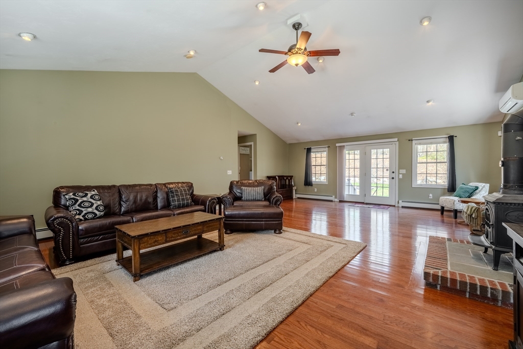 7 R Oxbow Road Oxford, MA 01537 - Photo 2 of 42