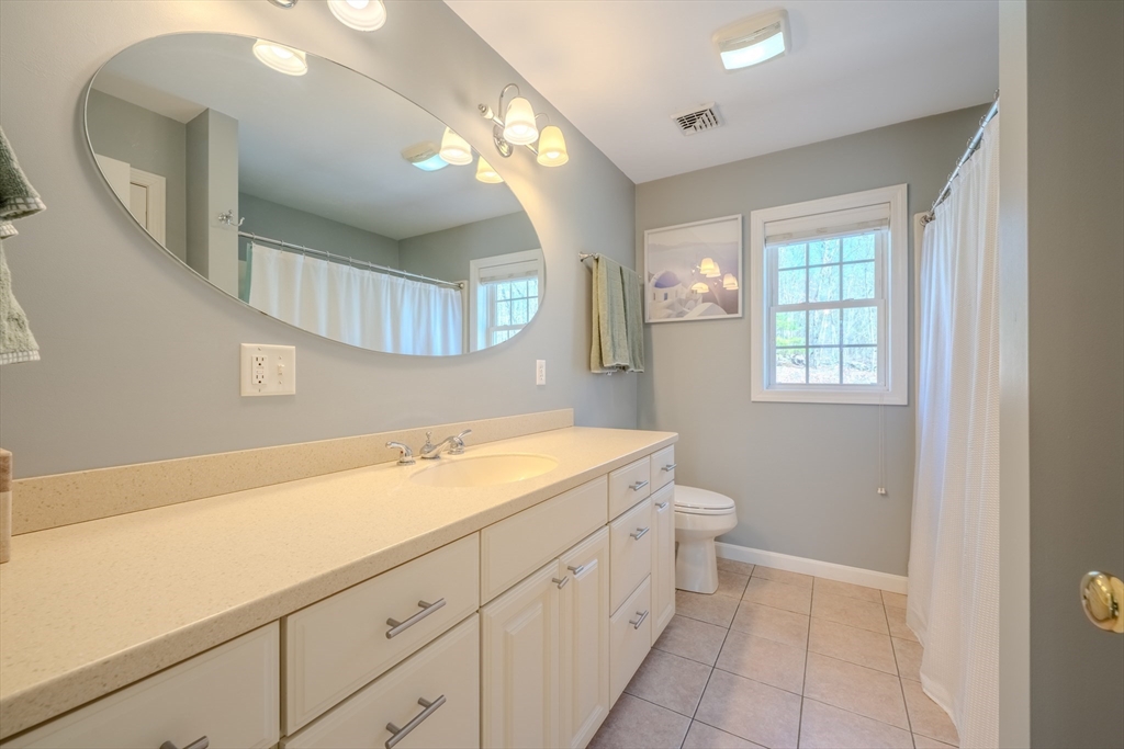 7 R Oxbow Road Oxford, MA 01537 - Photo 31 of 42