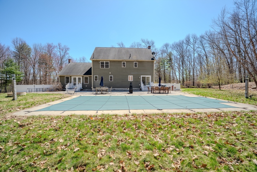 7 R Oxbow Road Oxford, MA 01537 - Photo 34 of 42