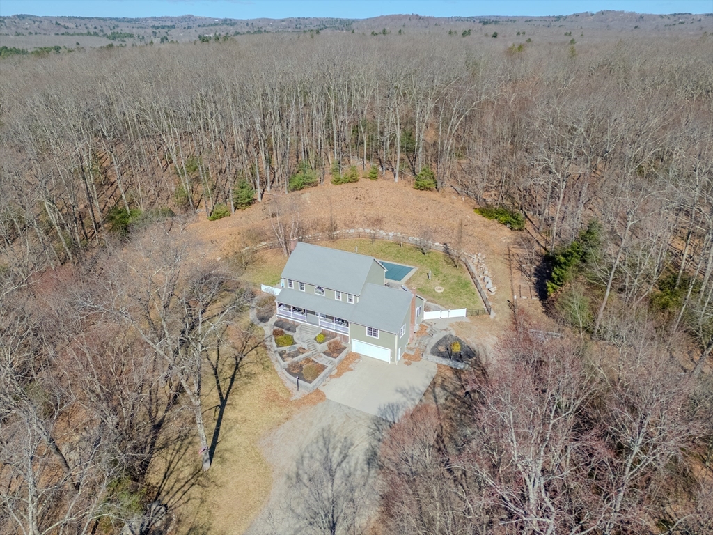 7 R Oxbow Road Oxford, MA 01537 - Photo 5 of 42