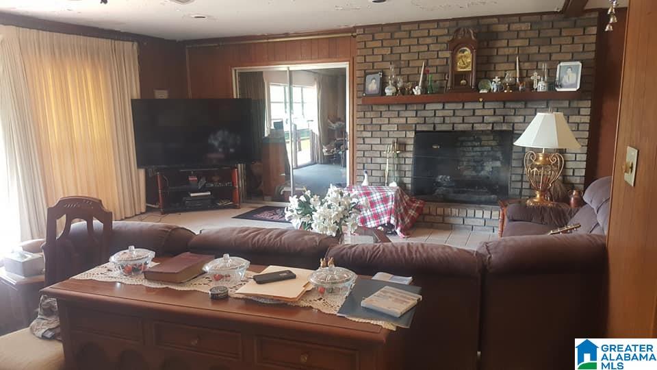 325 Rabbit Point Road Cropwell, AL 35054 - Photo 3 of 24