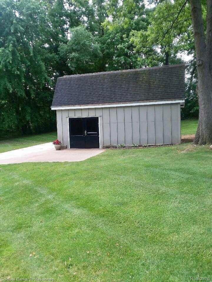 7440 Dilley Road Davisburg, MI 48350 - Photo 7 of 45 Out Building.jpg