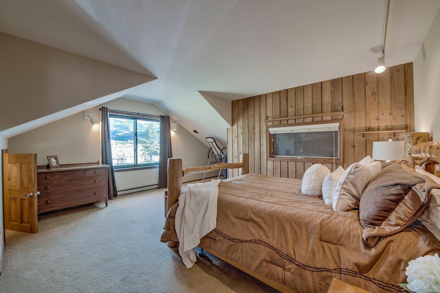 311 Longs Road Silverthorne, CO 80498 - Photo 19 of 46 Gallery Image 19