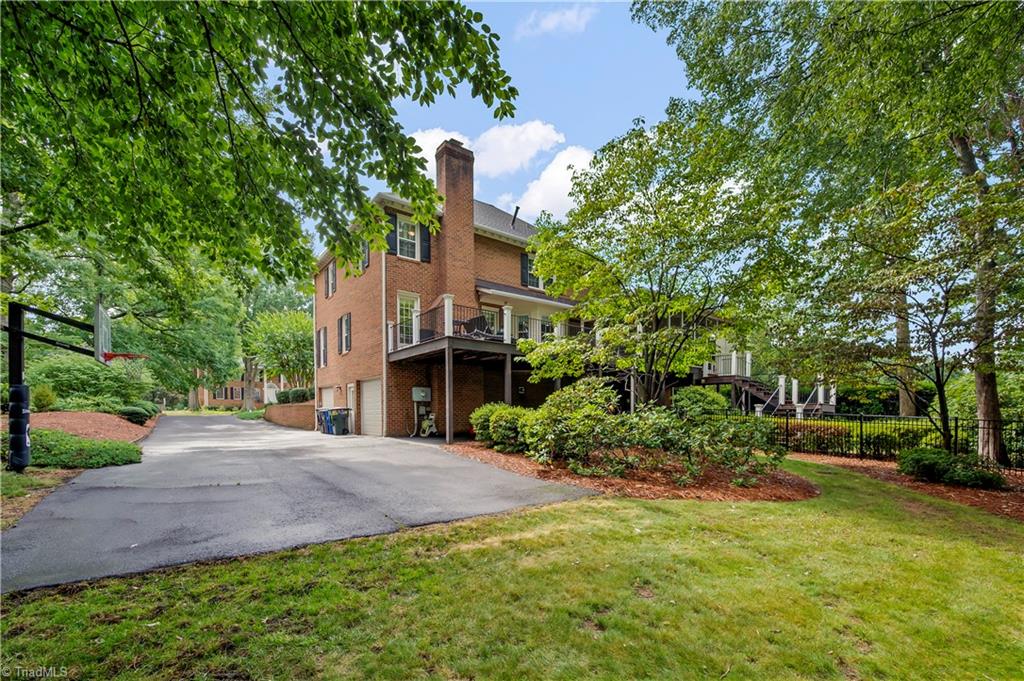 1000 Greenhurst Road Winston-Salem, NC 27104 - Photo 38 of 48 Large driveway space for plenty of parking.