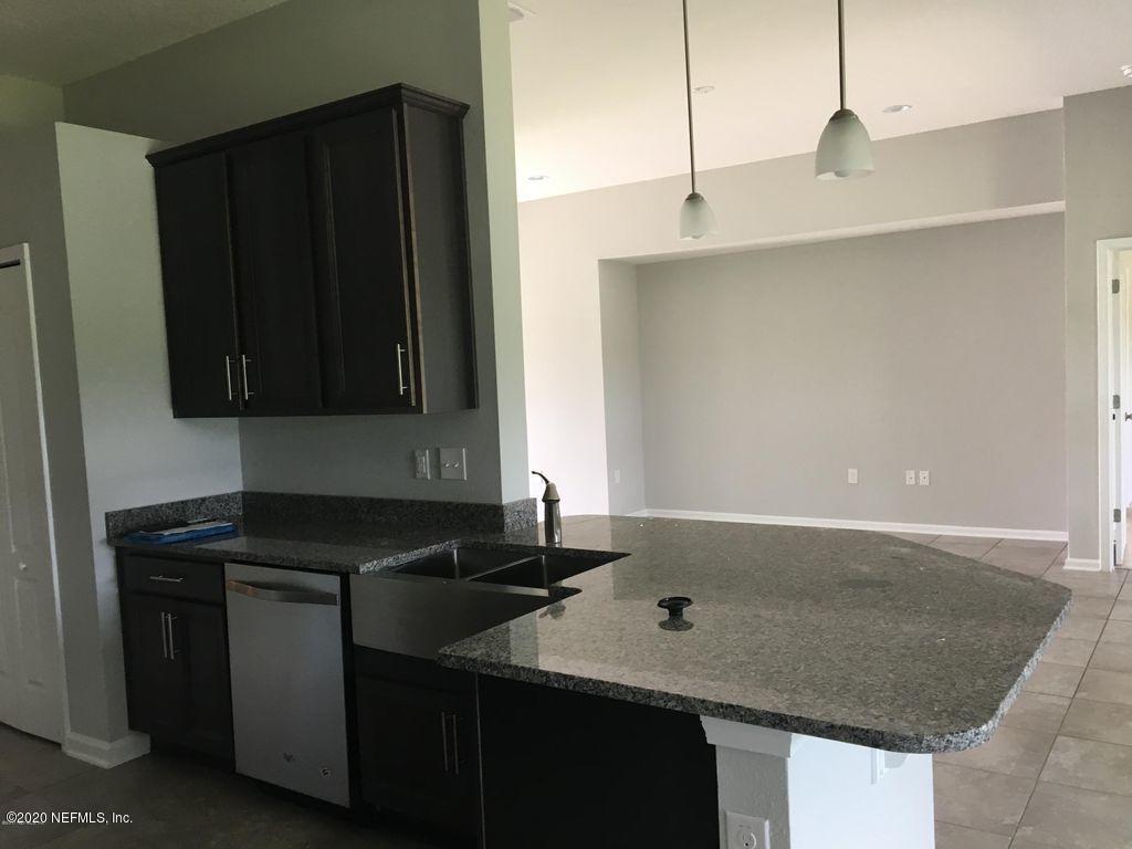 313 Old Hickory Forest Road St. Augustine, FL 32084 - Photo 8 of 20 7 Kitchen