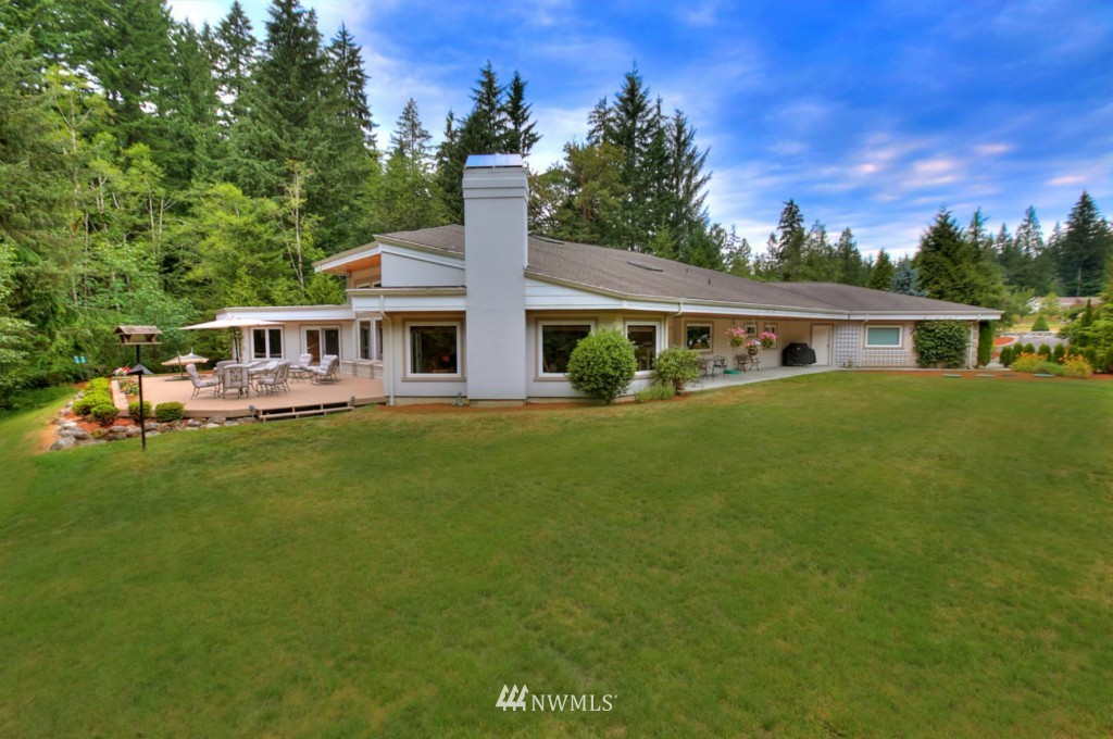 12375 Upper Preston Road Southeast Issaquah, WA 98027 - Photo 20 of 25