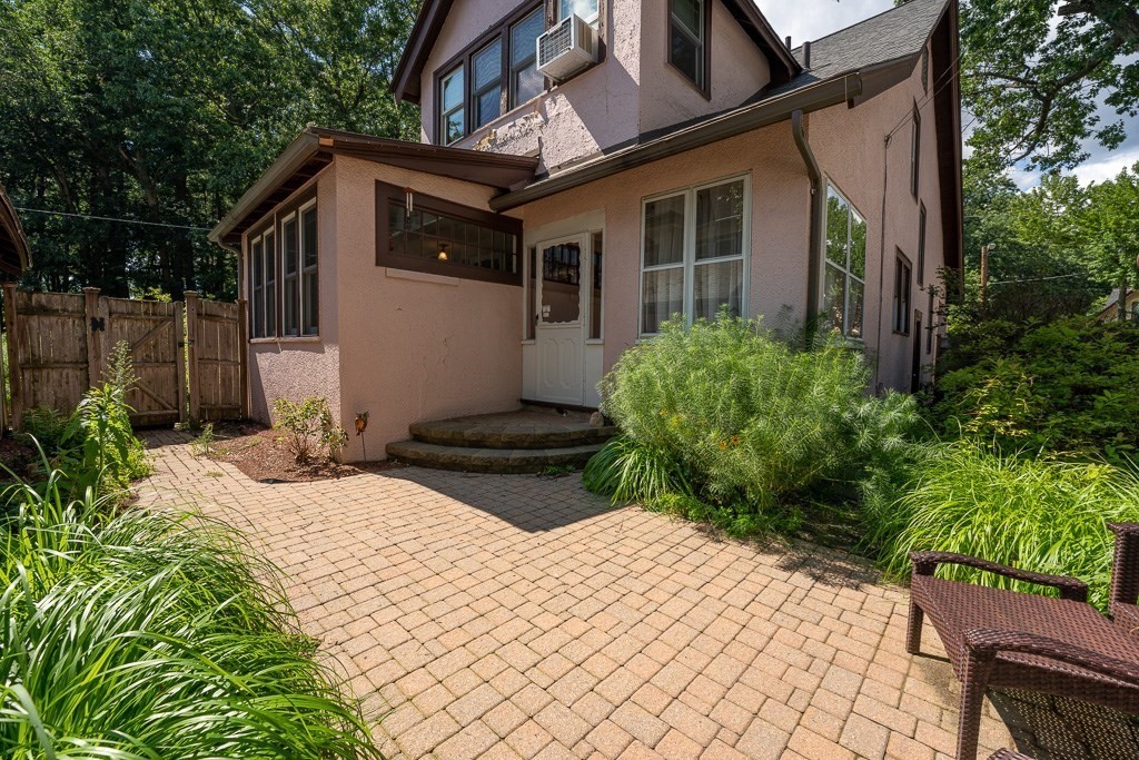 95 Virginia Street Springfield, MA 01108 - Photo 34 of 39 Gallery Image 34