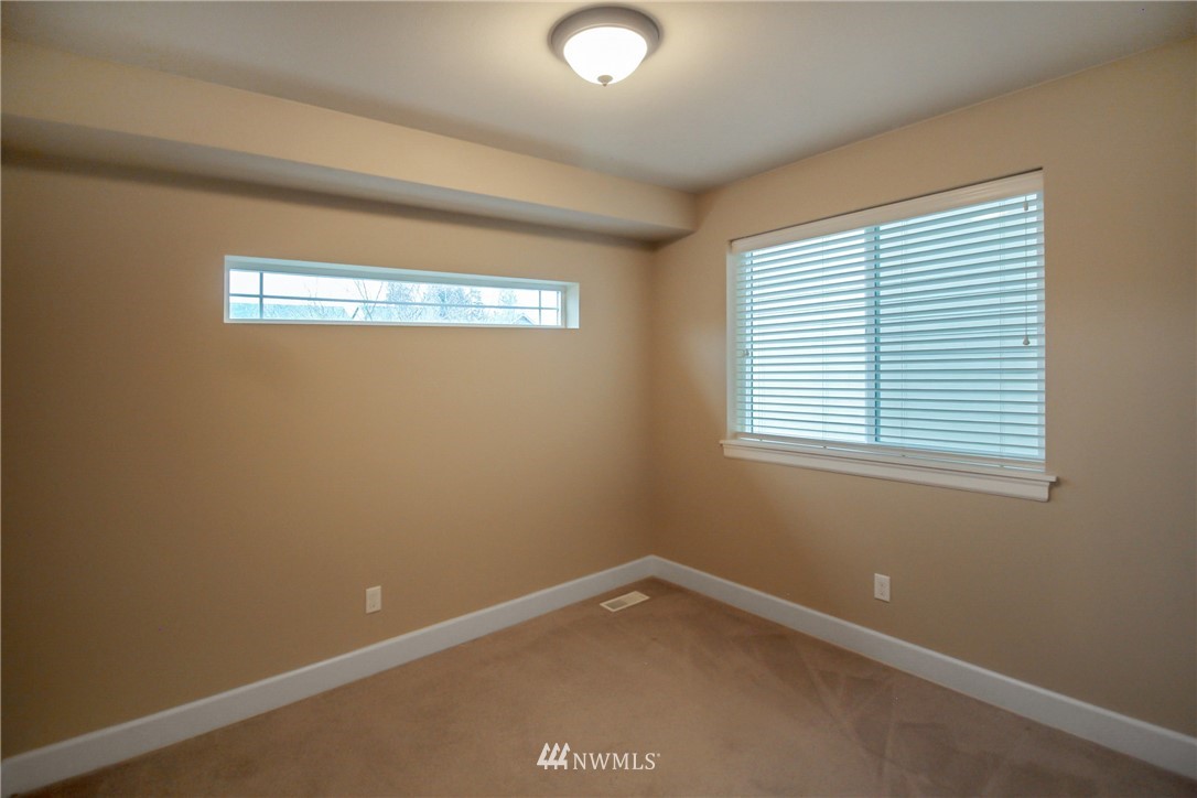 5323 Racca Drive Southeast Olympia, WA 98513 - Photo 12 of 25 Gallery Image 12