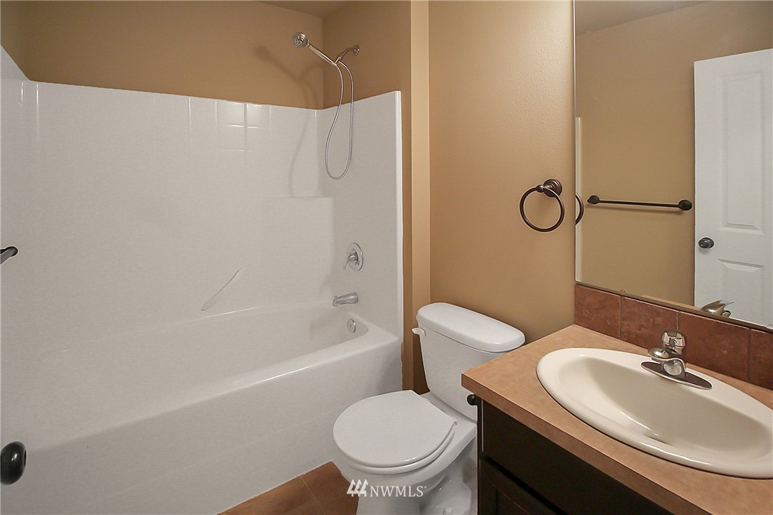5323 Racca Drive Southeast Olympia, WA 98513 - Photo 13 of 25 Gallery Image 13