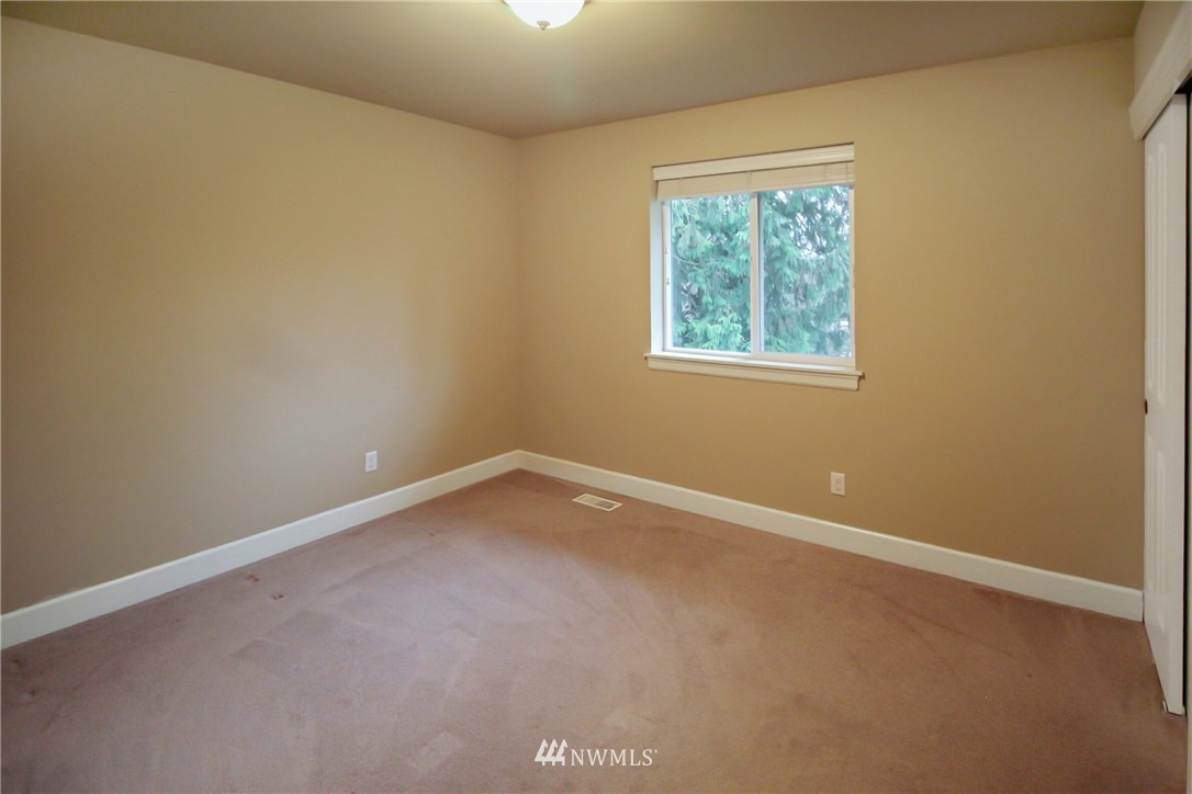 5323 Racca Drive Southeast Olympia, WA 98513 - Photo 14 of 25 Gallery Image 14