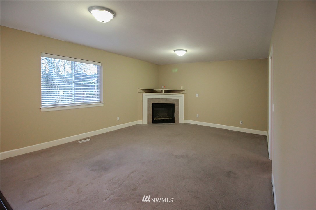 5323 Racca Drive Southeast Olympia, WA 98513 - Photo 9 of 25 Gallery Image 9