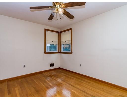 118 Hillcrest Road Waltham, MA 02451 - Photo 16 of 28 Gallery Image 16
