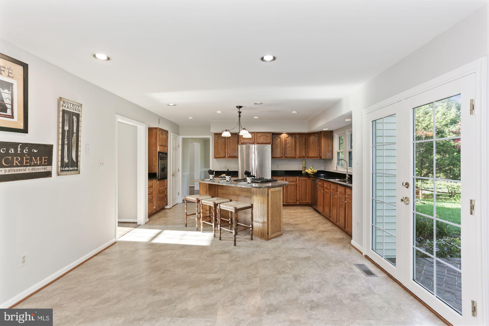 2320 Colts Brook Drive Reston, VA 20191 - Photo 13 of 30 Kitchen & Breakfast Area