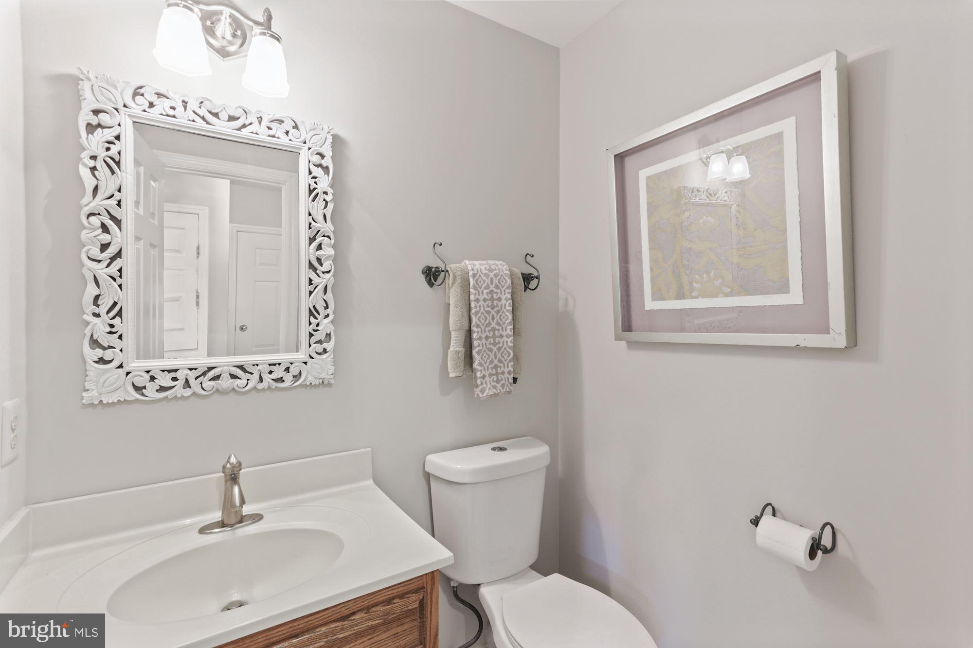2320 Colts Brook Drive Reston, VA 20191 - Photo 14 of 30 Powder Room